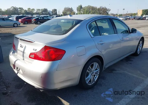 2011 Infiniti G37 Journey z USA, uszkodzony, nr VIN JN1CV6AP4BM305058